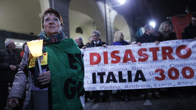 I tempi di incubazione per l'intossicazione da amianto possono variare da 25 a 40 anni